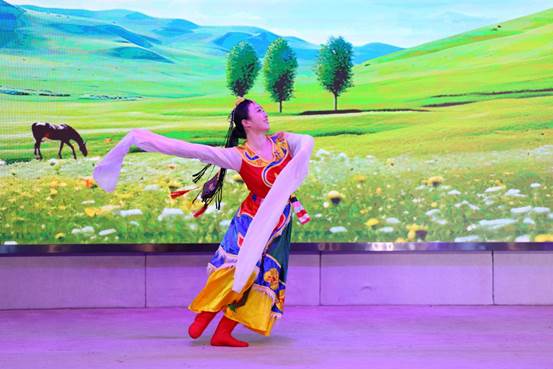 4舞蹈 草原姑娘心向党
