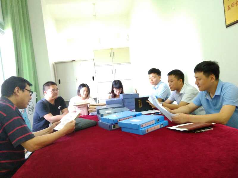 第二督查组组长张大海(公共基础党总支书记)带队开展督查